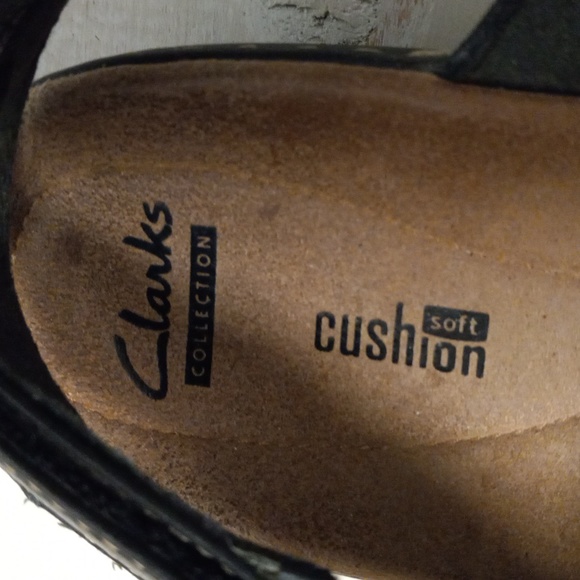 Clarks collection soft cushion, black, Velcro Sandals - Picture 9 of 10